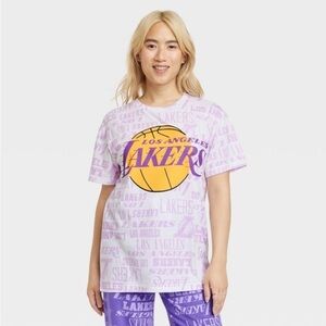 Women's NBA Lakers Oversized Short Sleeve
Graphic T-Shirt -new